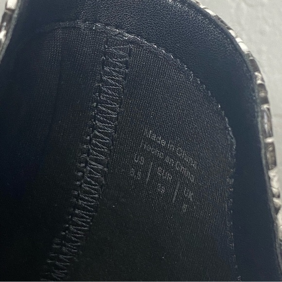 𝅺ALDO Snakeskin Heels - Picture 5 of 8